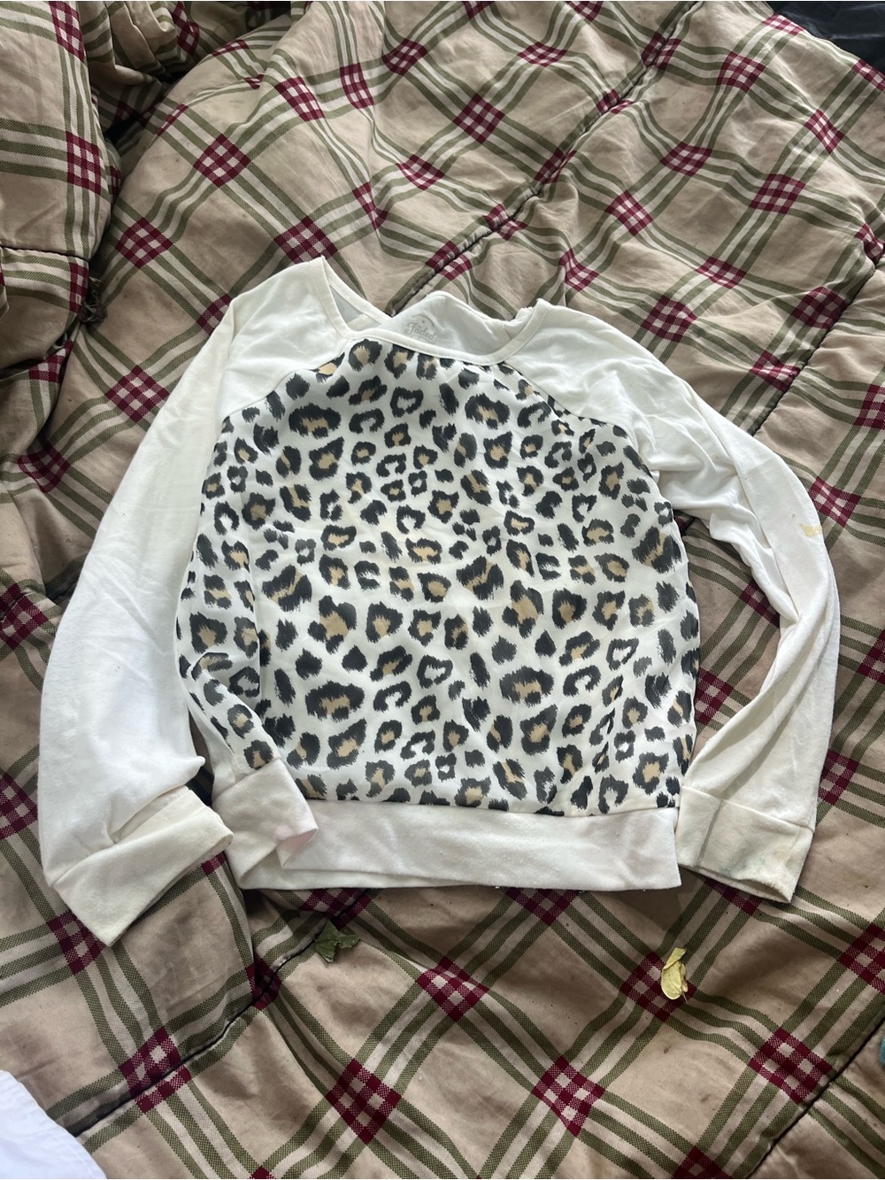 Faded Glory White Long Sleeve Tee with Leopard Print Front